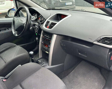 Черный Пежо 207, объемом двигателя 1.6 л и пробегом 263 тыс. км за 5390 $, фото 15 на Automoto.ua