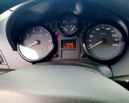 Чорний Пежо 207, об'ємом двигуна 1.4 л та пробігом 215 тис. км за 4800 $, фото 6 на Automoto.ua