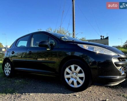 Черный Пежо 207, объемом двигателя 1.6 л и пробегом 260 тыс. км за 4950 $, фото 1 на Automoto.ua