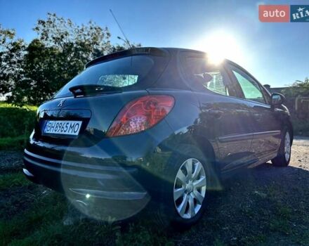 Черный Пежо 207, объемом двигателя 1.6 л и пробегом 260 тыс. км за 4950 $, фото 5 на Automoto.ua
