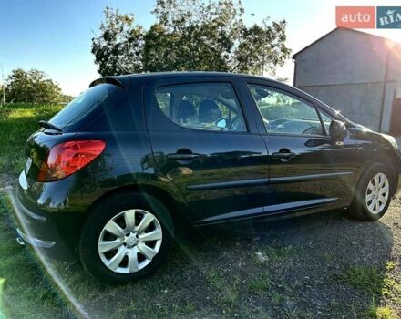 Черный Пежо 207, объемом двигателя 1.6 л и пробегом 260 тыс. км за 4950 $, фото 3 на Automoto.ua