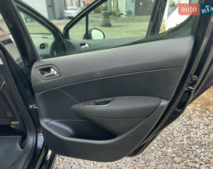 Черный Пежо 207, объемом двигателя 1.6 л и пробегом 135 тыс. км за 5600 $, фото 17 на Automoto.ua