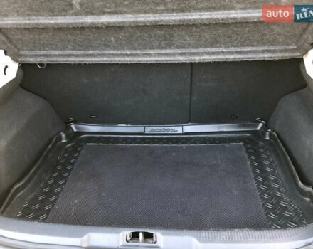 Черный Пежо 207, объемом двигателя 1.6 л и пробегом 184 тыс. км за 4500 $, фото 6 на Automoto.ua