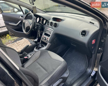 Черный Пежо 207, объемом двигателя 1.6 л и пробегом 135 тыс. км за 5600 $, фото 19 на Automoto.ua