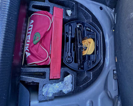 Черный Пежо 207, объемом двигателя 1.6 л и пробегом 260 тыс. км за 4950 $, фото 28 на Automoto.ua