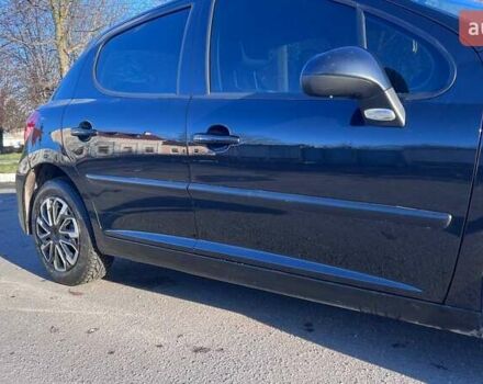 Черный Пежо 207, объемом двигателя 1.36 л и пробегом 145 тыс. км за 4900 $, фото 6 на Automoto.ua