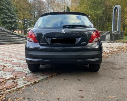 Пежо 207 2010 в Нежине на Automoto.ua Черный Пежо 207, объемом двигателя 1.6 л и пробегом 198 тыс. км за 4300 $, фото 6 на Automoto.ua