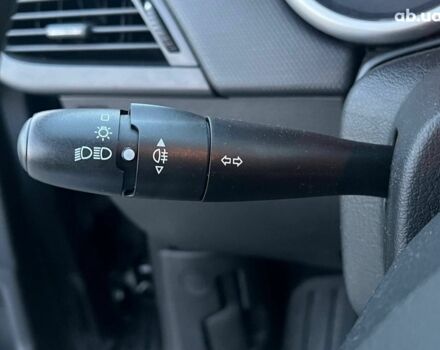 Чорний Пежо 207, об'ємом двигуна 1.4 л та пробігом 145 тис. км за 6090 $, фото 28 на Automoto.ua