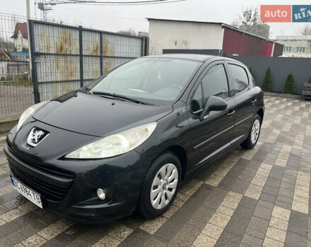 Чорний Пежо 207, об'ємом двигуна 1.36 л та пробігом 174 тис. км за 5000 $, фото 7 на Automoto.ua