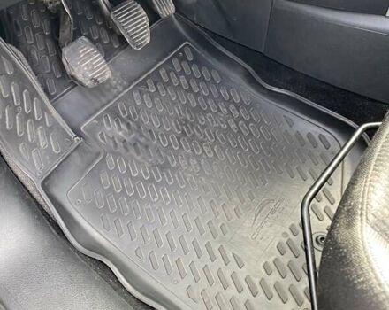 Чорний Пежо 207, об'ємом двигуна 1.36 л та пробігом 192 тис. км за 5500 $, фото 27 на Automoto.ua