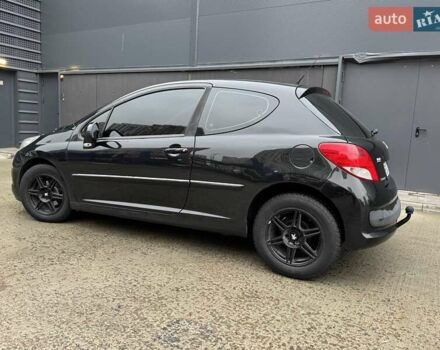 Черный Пежо 207, объемом двигателя 1.56 л и пробегом 280 тыс. км за 3950 $, фото 9 на Automoto.ua