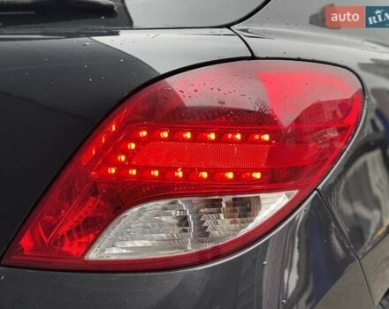 Черный Пежо 207, объемом двигателя 1.56 л и пробегом 280 тыс. км за 3950 $, фото 33 на Automoto.ua