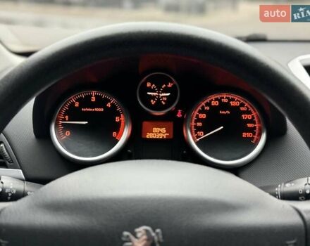 Черный Пежо 207, объемом двигателя 1.56 л и пробегом 280 тыс. км за 3950 $, фото 17 на Automoto.ua