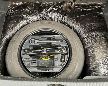 Чорний Пежо 207, об'ємом двигуна 1.36 л та пробігом 192 тис. км за 5500 $, фото 33 на Automoto.ua