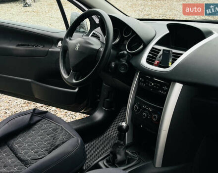 Черный Пежо 207, объемом двигателя 1.4 л и пробегом 225 тыс. км за 6500 $, фото 16 на Automoto.ua