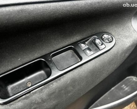 Черный Пежо 207, объемом двигателя 1.4 л и пробегом 180 тыс. км за 4990 $, фото 18 на Automoto.ua