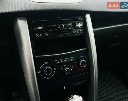 Черный Пежо 207, объемом двигателя 1.4 л и пробегом 225 тыс. км за 6500 $, фото 20 на Automoto.ua