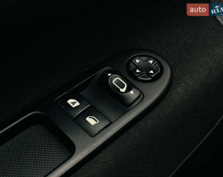 Черный Пежо 207, объемом двигателя 1.4 л и пробегом 225 тыс. км за 6500 $, фото 11 на Automoto.ua