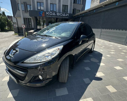 Чорний Пежо 207, об'ємом двигуна 1.4 л та пробігом 150 тис. км за 5800 $, фото 1 на Automoto.ua