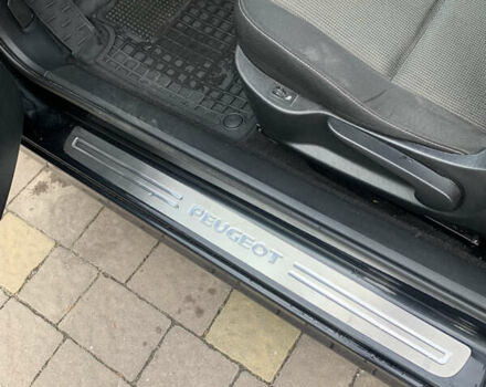 Черный Пежо 207, объемом двигателя 1.6 л и пробегом 200 тыс. км за 5500 $, фото 21 на Automoto.ua