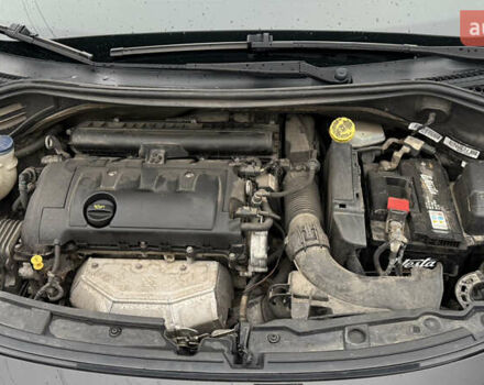 Черный Пежо 207, объемом двигателя 1.6 л и пробегом 137 тыс. км за 6500 $, фото 17 на Automoto.ua