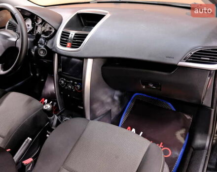 Чорний Пежо 207, об'ємом двигуна 1.6 л та пробігом 180 тис. км за 4900 $, фото 29 на Automoto.ua