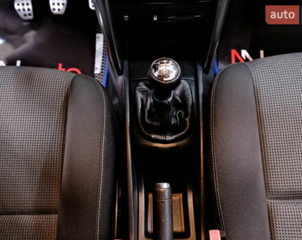 Чорний Пежо 207, об'ємом двигуна 1.6 л та пробігом 180 тис. км за 4900 $, фото 17 на Automoto.ua