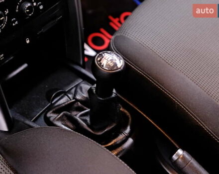 Чорний Пежо 207, об'ємом двигуна 1.6 л та пробігом 180 тис. км за 4900 $, фото 16 на Automoto.ua