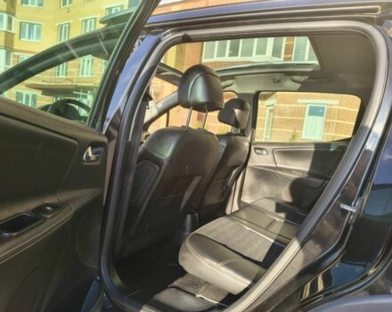 Черный Пежо 207, объемом двигателя 1.6 л и пробегом 220 тыс. км за 4000 $, фото 14 на Automoto.ua