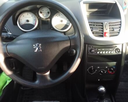 Чорний Пежо 207, об'ємом двигуна 1.6 л та пробігом 208 тис. км за 4613 $, фото 7 на Automoto.ua