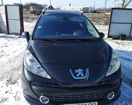 Чорний Пежо 207, об'ємом двигуна 1.4 л та пробігом 200 тис. км за 4500 $, фото 4 на Automoto.ua