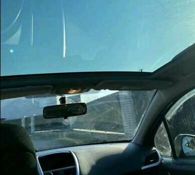 Чорний Пежо 207, об'ємом двигуна 1.6 л та пробігом 303 тис. км за 3400 $, фото 2 на Automoto.ua