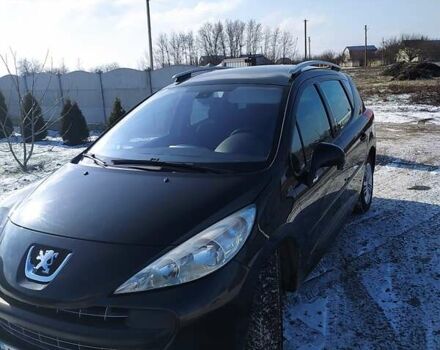 Чорний Пежо 207, об'ємом двигуна 1.4 л та пробігом 200 тис. км за 4500 $, фото 3 на Automoto.ua