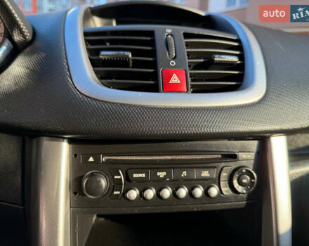 Черный Пежо 207, объемом двигателя 1.6 л и пробегом 198 тыс. км за 5450 $, фото 44 на Automoto.ua