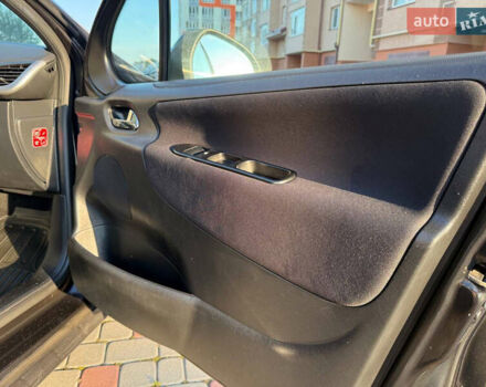 Черный Пежо 207, объемом двигателя 1.6 л и пробегом 198 тыс. км за 5450 $, фото 63 на Automoto.ua