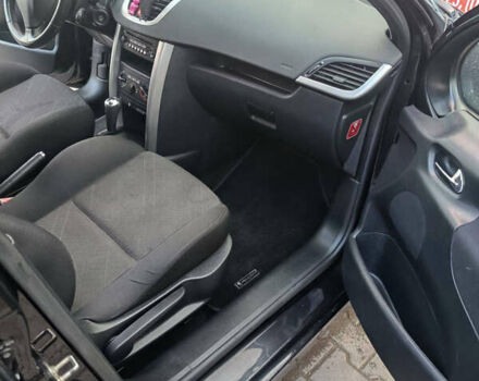 Чорний Пежо 207, об'ємом двигуна 1.6 л та пробігом 165 тис. км за 5150 $, фото 11 на Automoto.ua