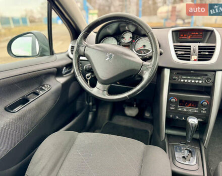 Черный Пежо 207, объемом двигателя 1.6 л и пробегом 254 тыс. км за 5400 $, фото 32 на Automoto.ua