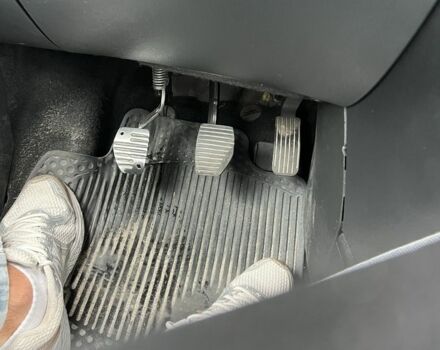 Черный Пежо 207, объемом двигателя 1.6 л и пробегом 230 тыс. км за 4420 $, фото 5 на Automoto.ua