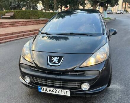 Черный Пежо 207, объемом двигателя 1.6 л и пробегом 205 тыс. км за 4250 $, фото 1 на Automoto.ua