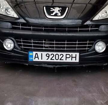 Черный Пежо 207, объемом двигателя 1.4 л и пробегом 255 тыс. км за 4700 $, фото 2 на Automoto.ua