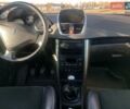Пежо 207 2009 в Львове на Automoto.ua Черный Пежо 207, объемом двигателя 1.6 л и пробегом 274 тыс. км за 3950 $, фото 10 на Automoto.ua