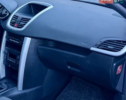 Черный Пежо 207, объемом двигателя 1.6 л и пробегом 171 тыс. км за 4950 $, фото 9 на Automoto.ua