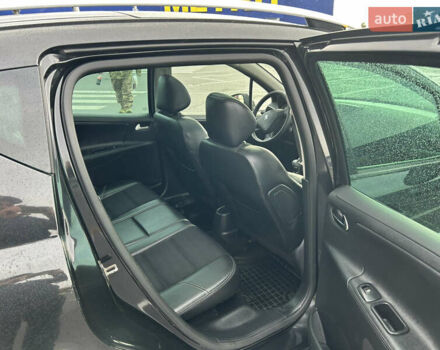 Пежо 207 2011 в Виннице на Automoto.ua Черный Пежо 207, объемом двигателя 1.6 л и пробегом 325 тыс. км за 5000 $, фото 9 на Automoto.ua