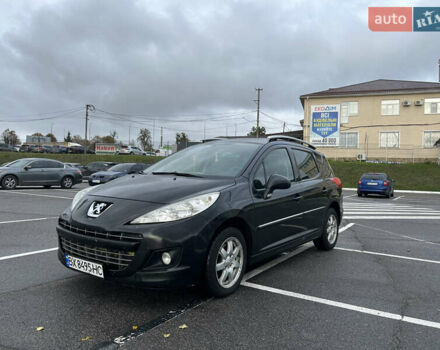 Пежо 207 2011 в Виннице на Automoto.ua Черный Пежо 207, объемом двигателя 1.6 л и пробегом 325 тыс. км за 5000 $, фото 1 на Automoto.ua