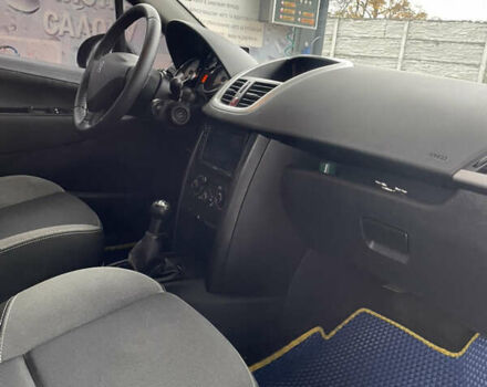 Пежо 207 2011 в Белой Церкве на Automoto.ua Черный Пежо 207, объемом двигателя 1.4 л и пробегом 231 тыс. км за 4500 $, фото 8 на Automoto.ua