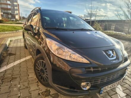 Чорний Пежо 207, об'ємом двигуна 1.6 л та пробігом 220 тис. км за 4000 $, фото 1 на Automoto.ua