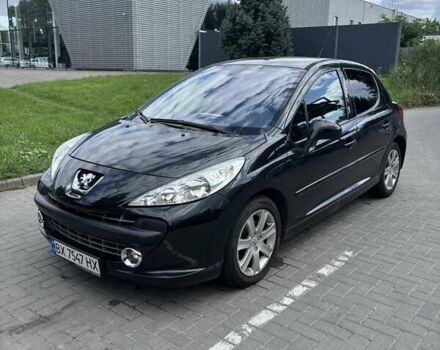 Черный Пежо 207, объемом двигателя 1.6 л и пробегом 144 тыс. км за 5700 $, фото 1 на Automoto.ua