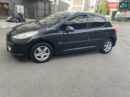 Чорний Пежо 207, об'ємом двигуна 1.4 л та пробігом 173 тис. км за 5200 $, фото 1 на Automoto.ua