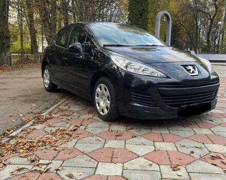Пежо 207 2010 в Чернигове на Automoto.ua Черный Пежо 207, объемом двигателя 1.6 л и пробегом 198 тыс. км за 4300 $, фото 1 на Automoto.ua