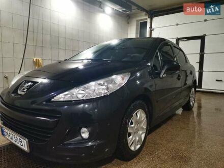 Пежо 207 2010 у Сумах на Automoto.ua Чорний Пежо 207, об'ємом двигуна 1.36 л та пробігом 123 тис. км за 6300 $, фото 1 на Automoto.ua